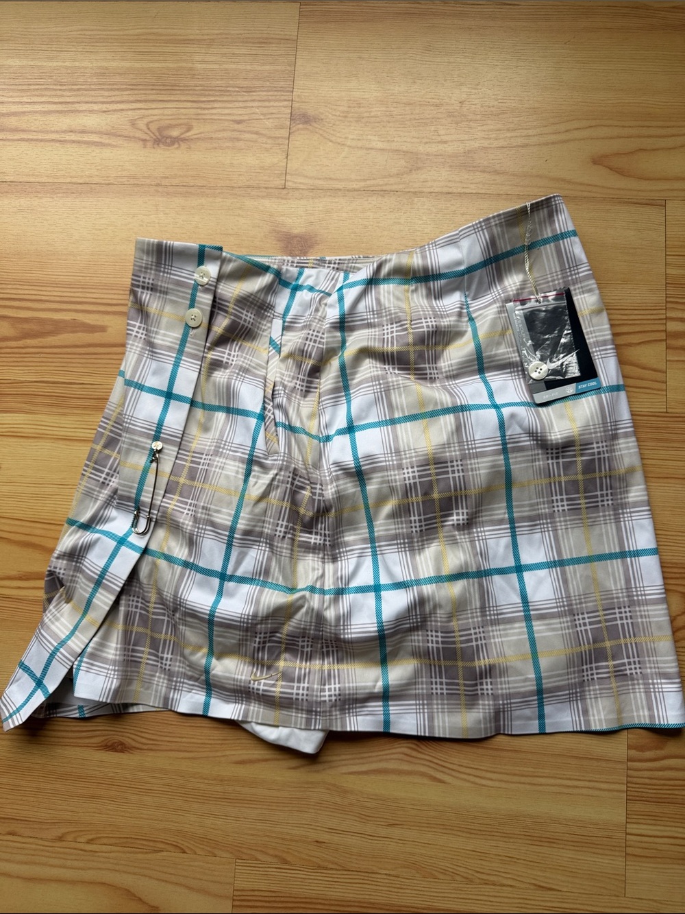 Nike Golf Plaid Mini Skort with Teal and Yellow Accents 4 new